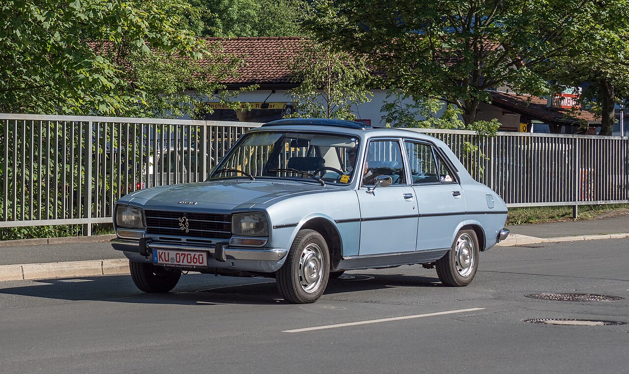 Peugeot 504 sedan